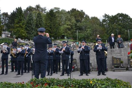 KOMEMORACIJA NA POKOPALIŠČU